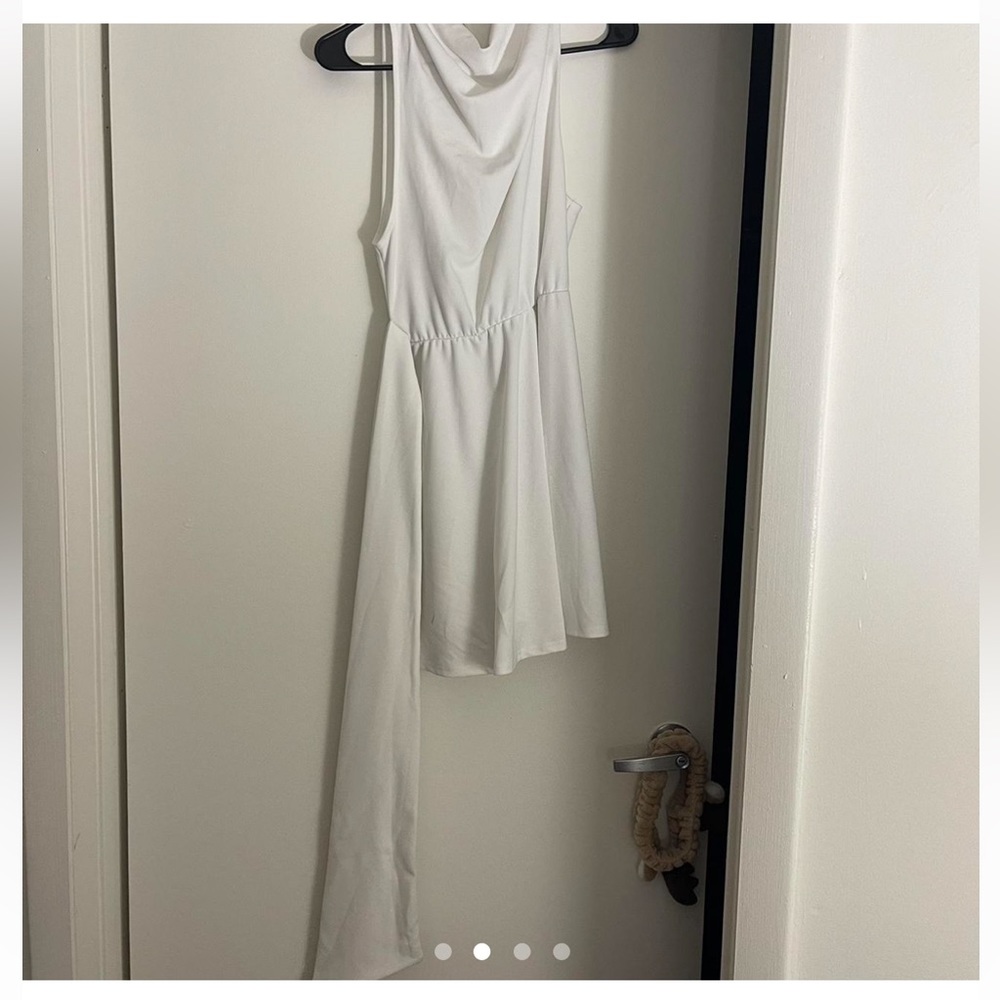 ASOS Graduation Dress - Picture 4 of 4